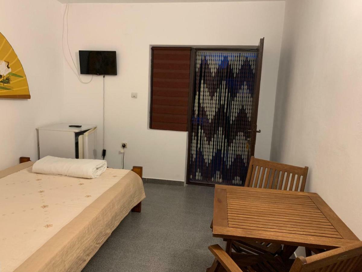 Casa Ghemus Costinesti Hotel ภายนอก รูปภาพ