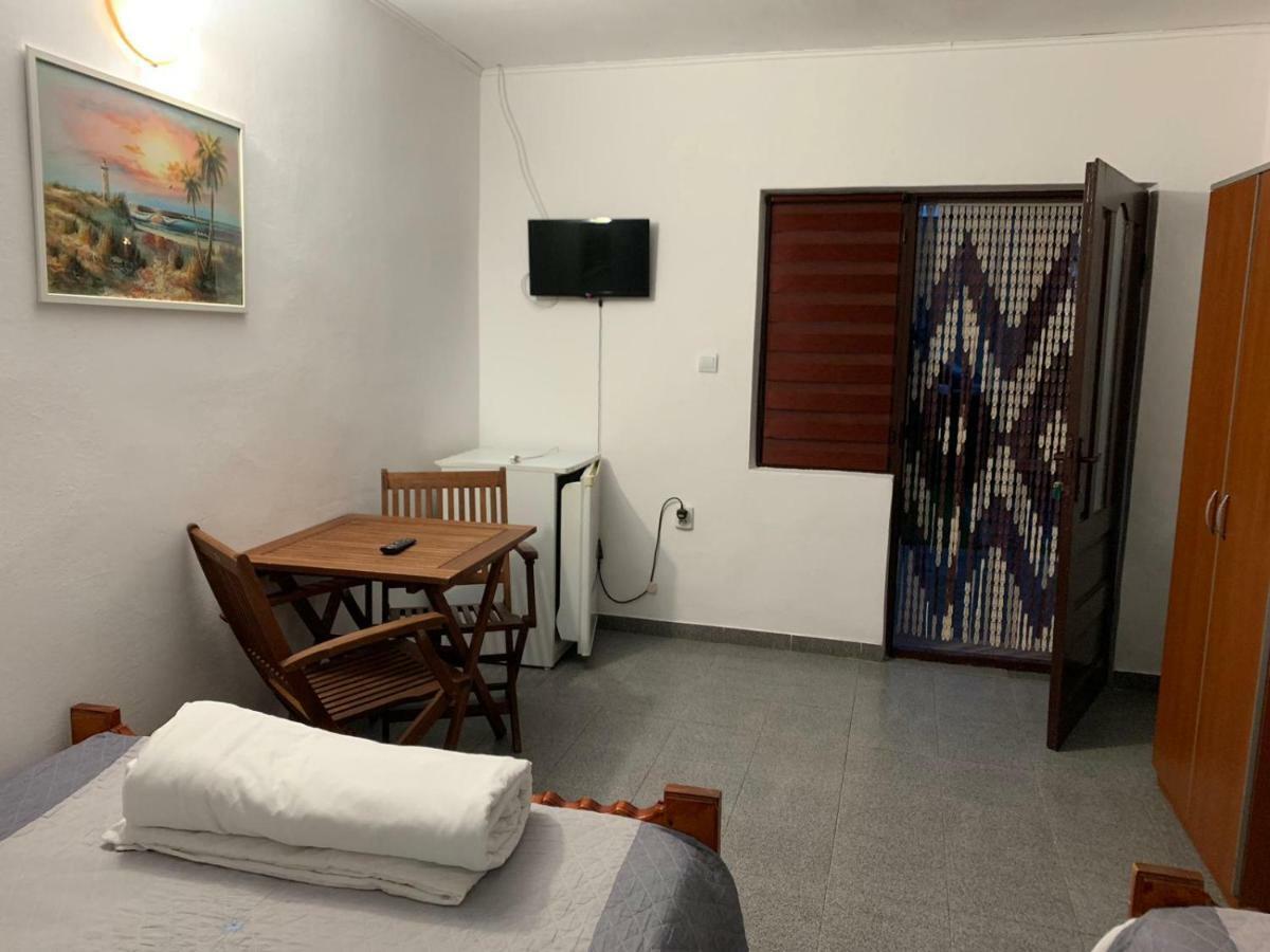 Casa Ghemus Costinesti Hotel ภายนอก รูปภาพ